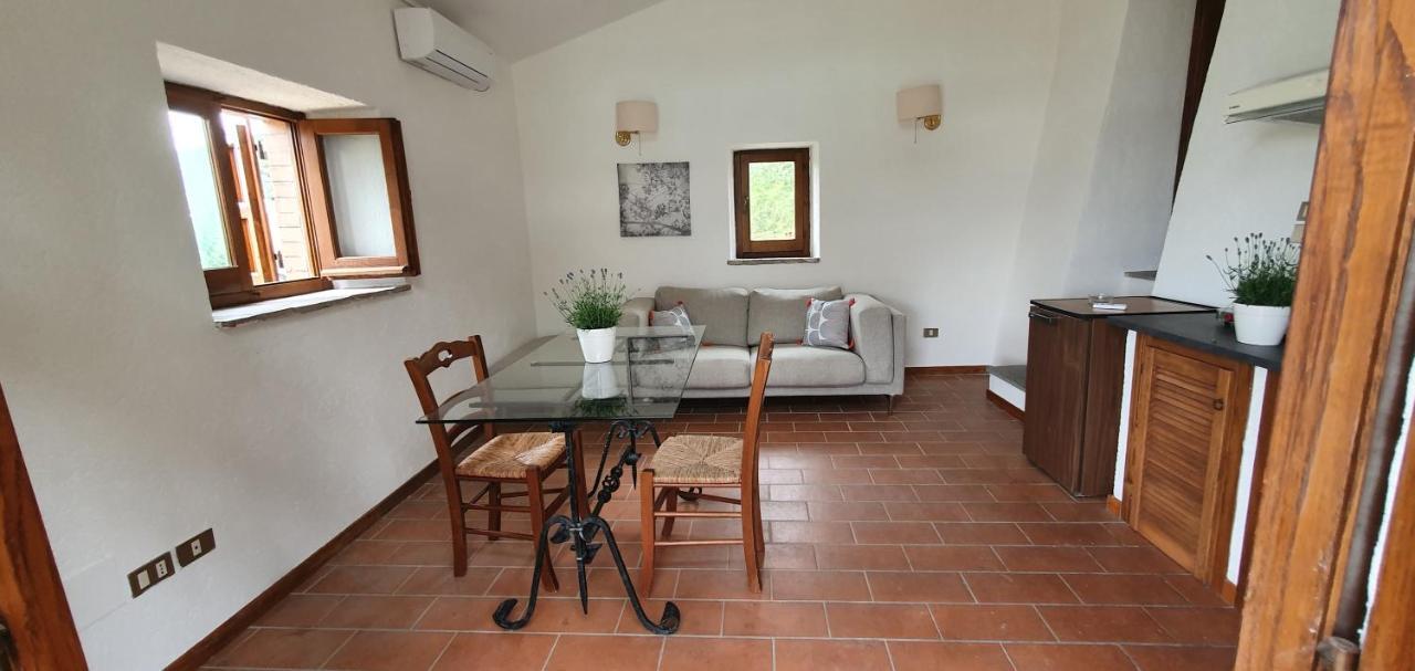 Poloturisticoumbria Rustico Con Piscina Vista Lago Passignano sul Trasimeno Kültér fotó