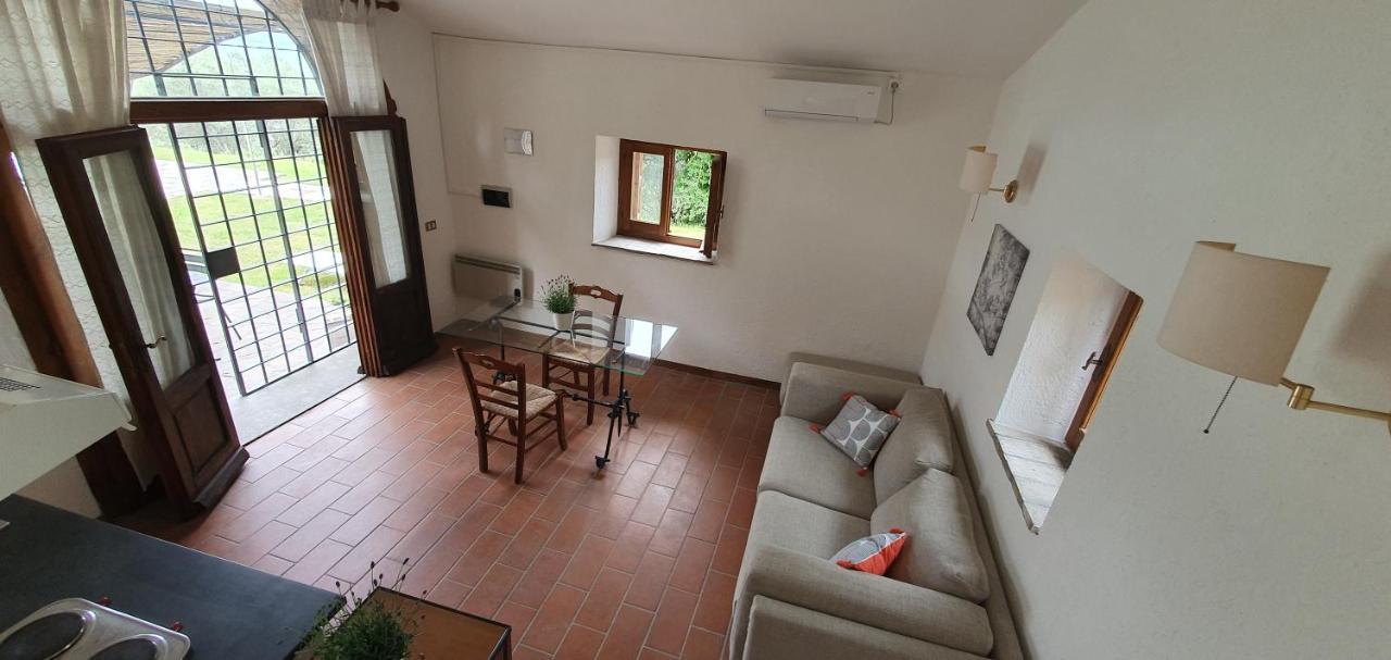 Poloturisticoumbria Rustico Con Piscina Vista Lago Passignano sul Trasimeno Kültér fotó